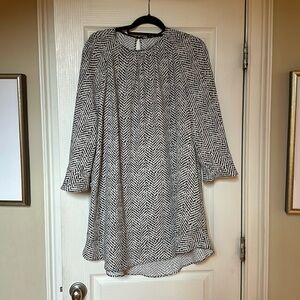 Zara black and white shift dress, size large